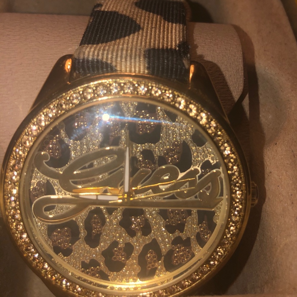 Ladies leopard print watch
